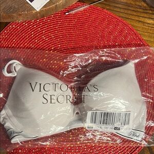 Victoria's Secret White Bra Classic Design Intimates